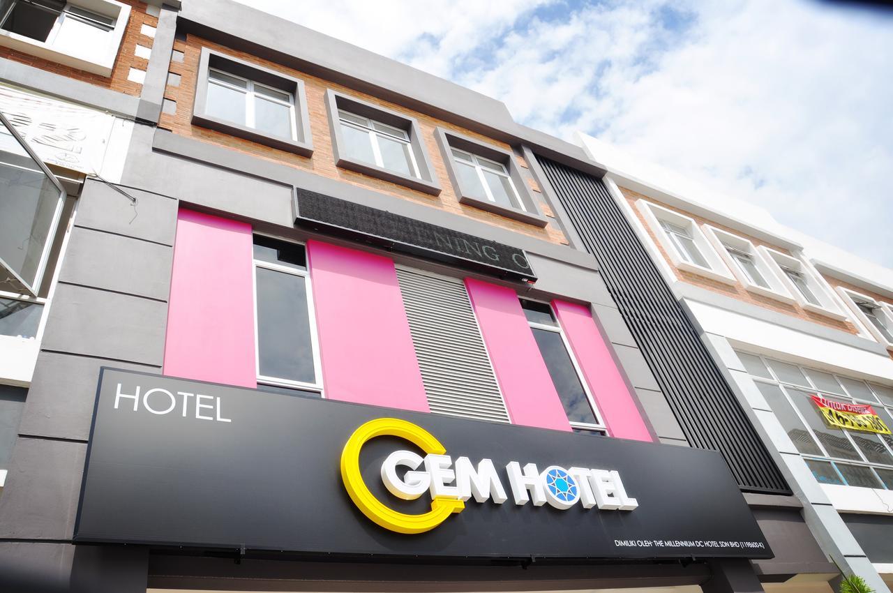 Gem Hotel Nusajaya  Exterior foto